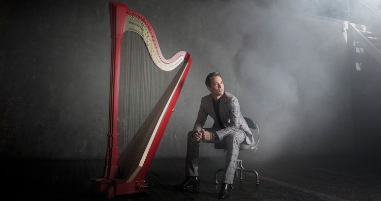 Harpist Emmanuel Ceysson