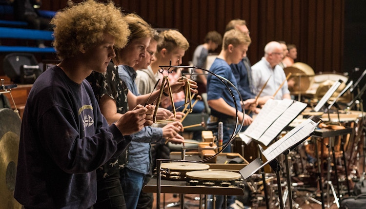 Musikere fra prosjektorkesteret Ung Filharmoni under prøve.